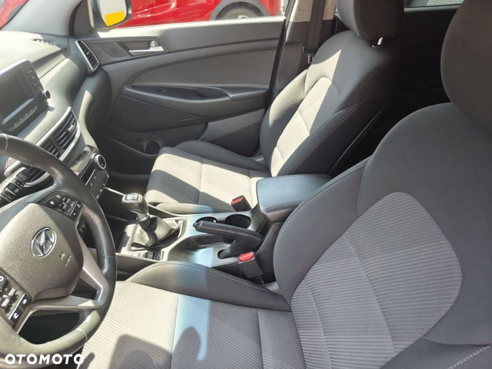 Hyundai Tucson 1.6 GDi 2WD Trend - 24