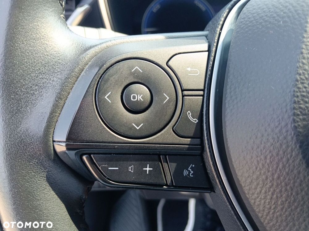 Toyota Corolla 2.0 Hybrid Comfort - 18