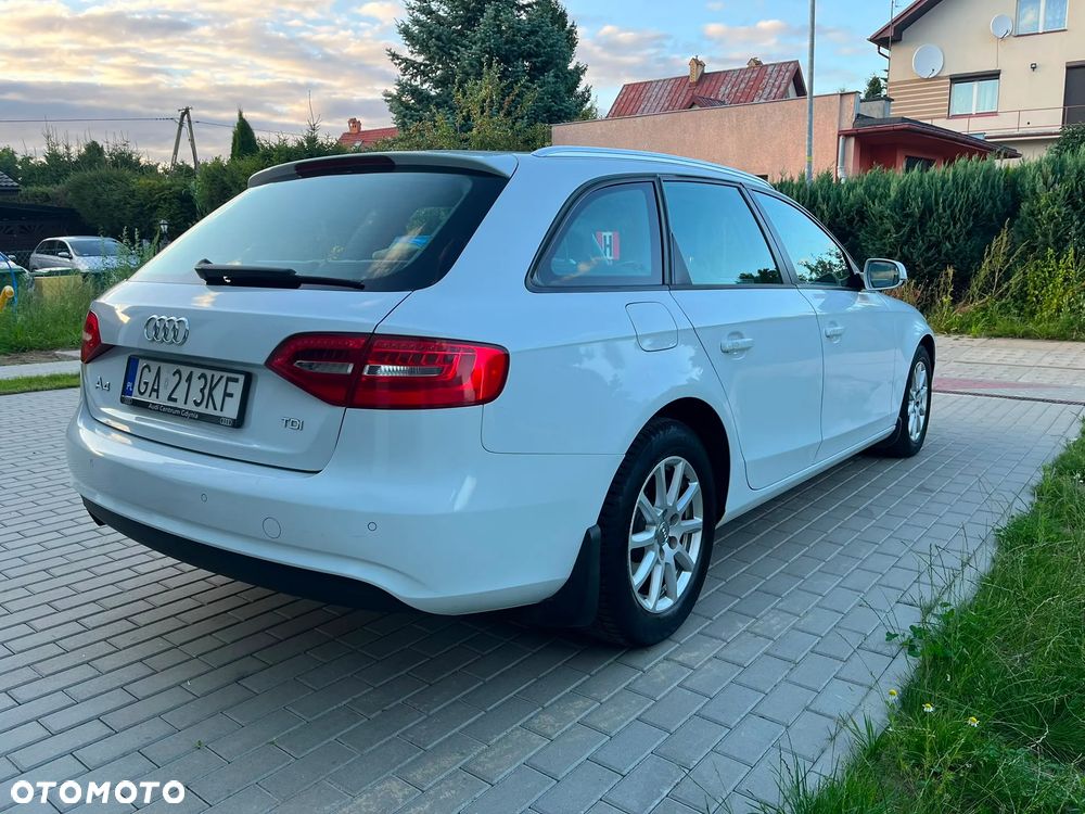 Audi A4 Avant 2.0 TDI - 5