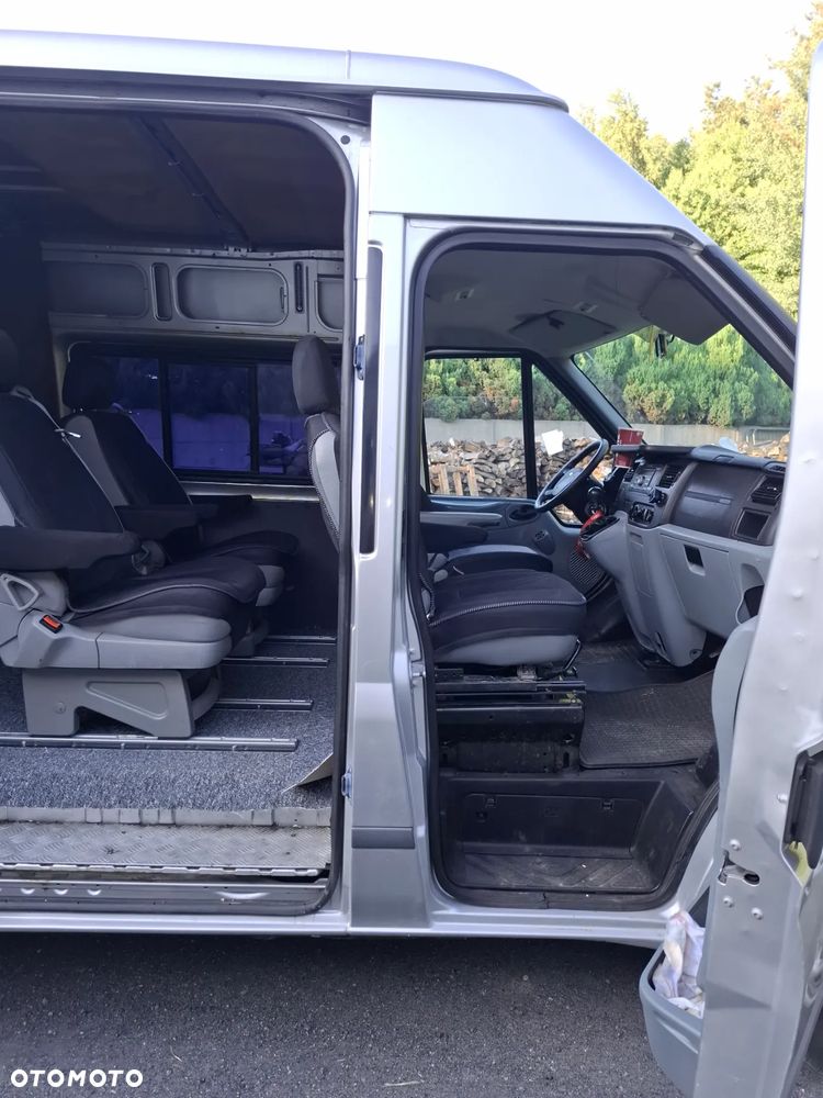 Ford Transit - 4