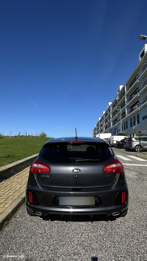 Kia Ceed 1.6 CRDi GT Line - 9