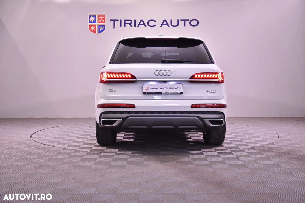 Audi Q7 - 4