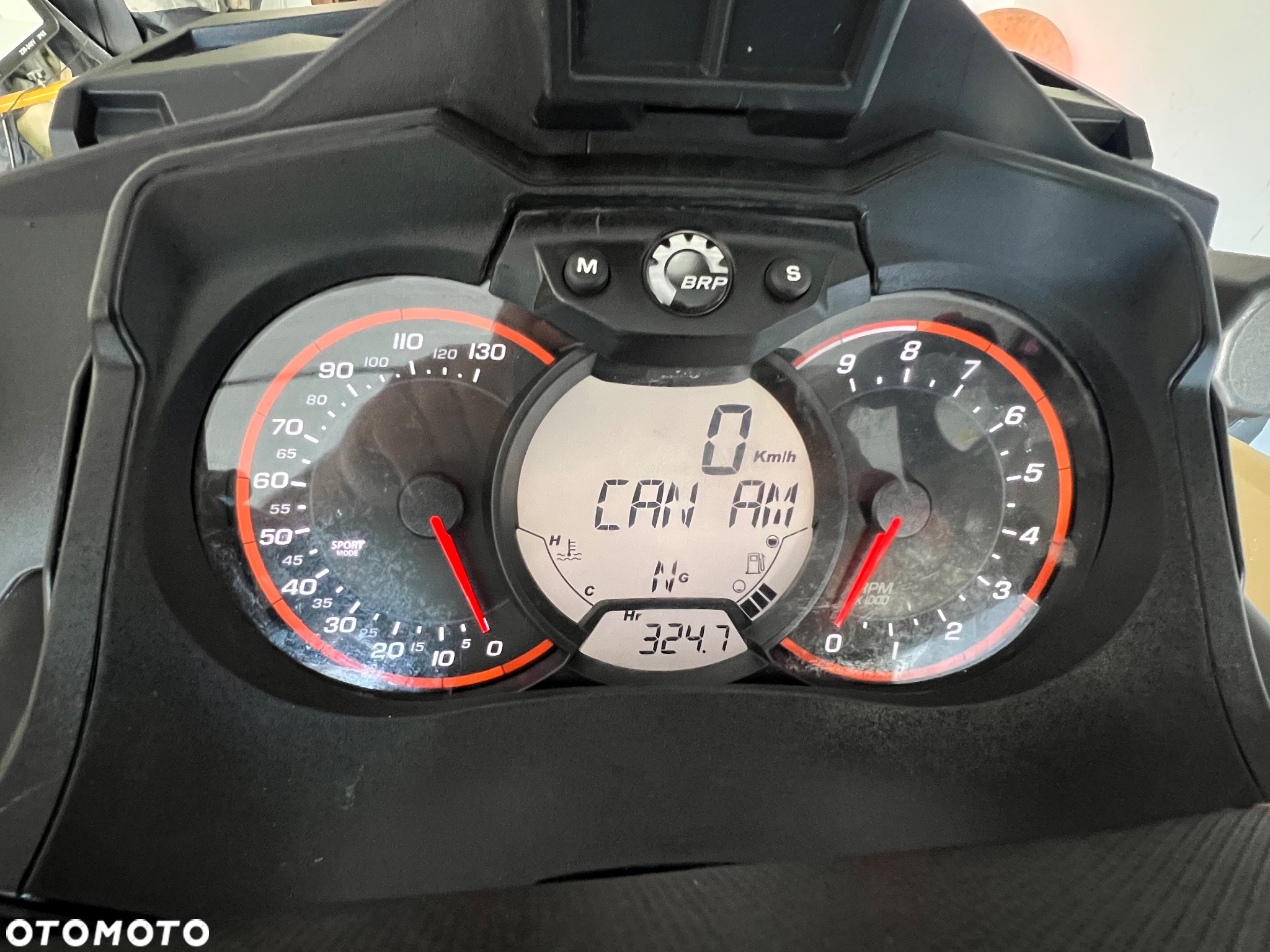Can-Am Outlander Max - 22