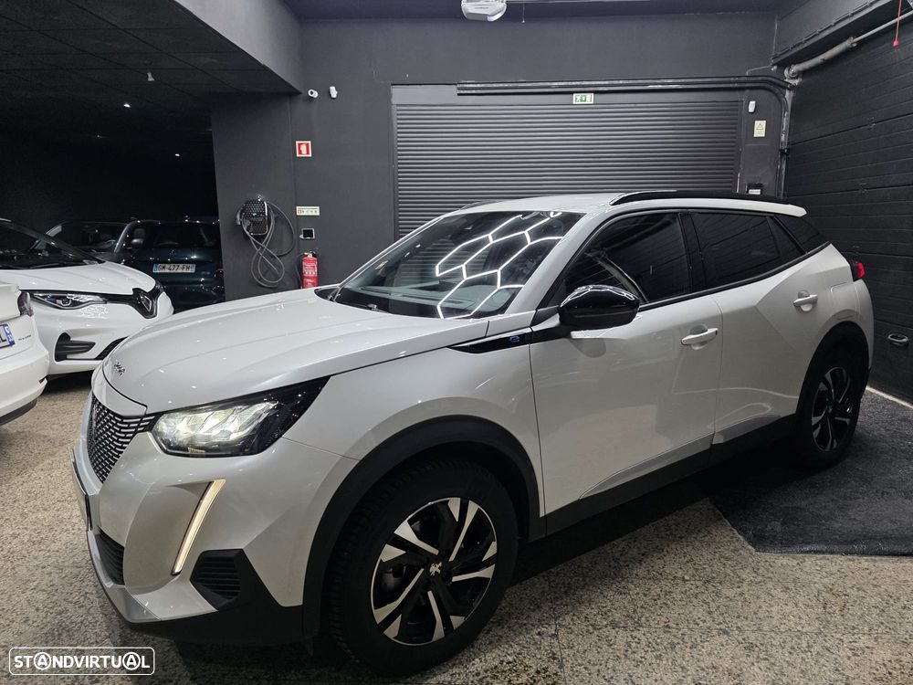 Peugeot e-2008 Allure Pack - 10