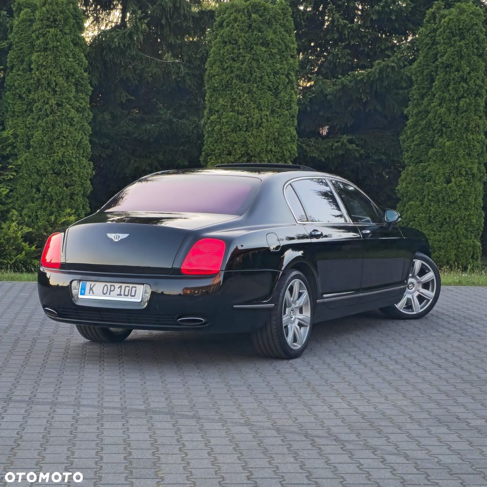 Bentley Flying Spur - 15