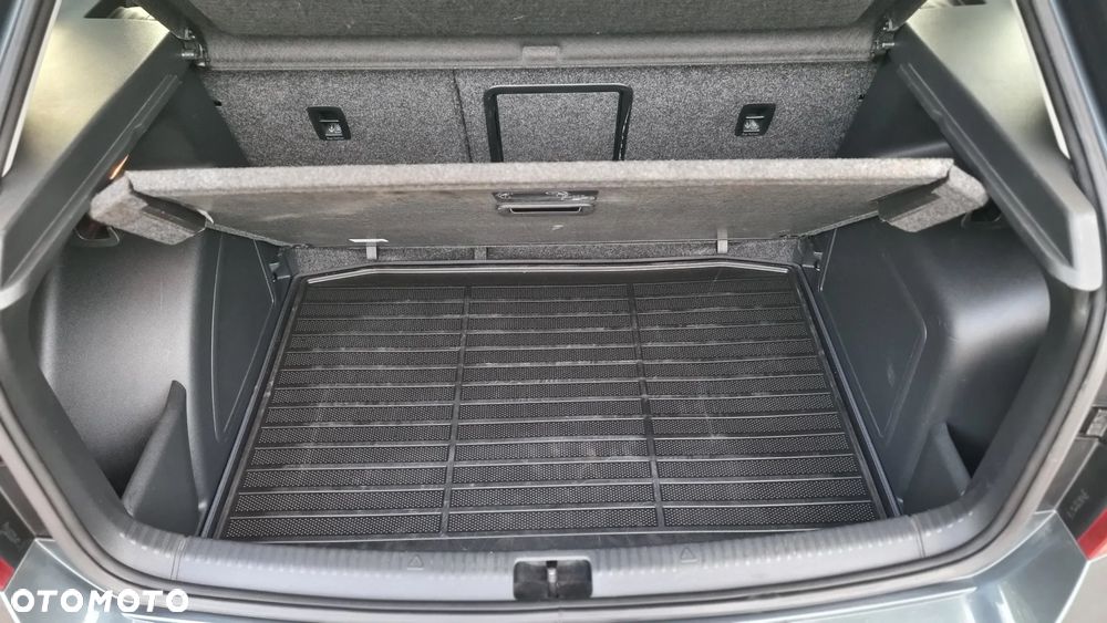 Skoda RAPID 1.2 TSI (Green tec) Scout Line - 11