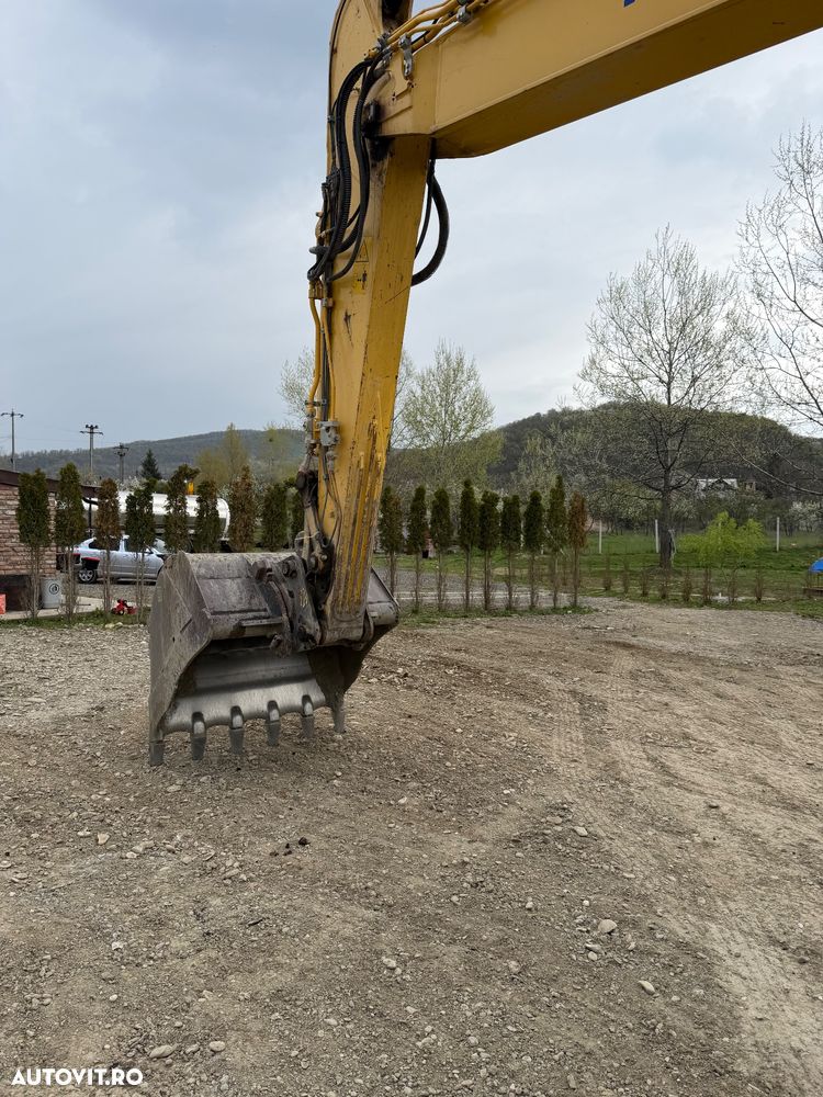 Komatsu PC 240 LC - 7