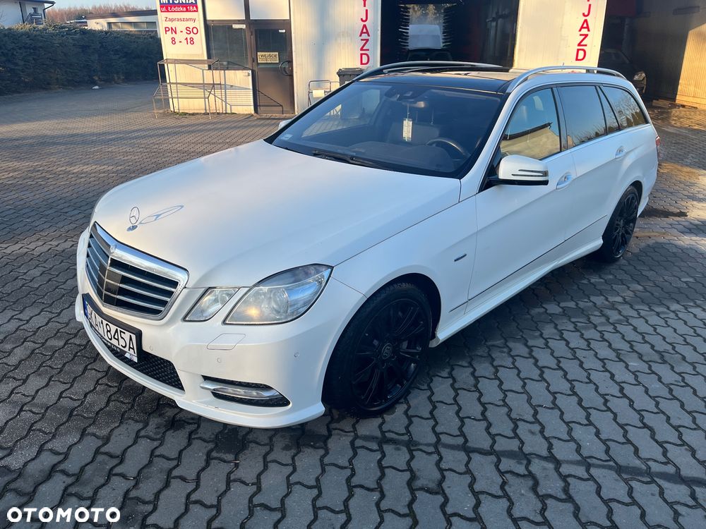 Mercedes-Benz Klasa E 500 4Matic BlueEFFICIENCY 7G-TRONIC Avantgarde - 5