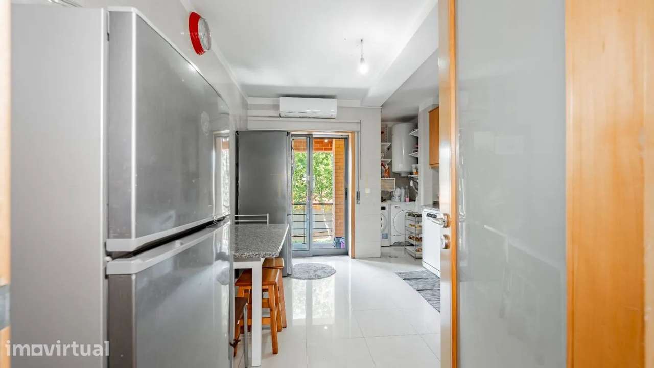 Apartamento T3 em Fradelos | 146 m² | Varanda c/ Churrasqueira - Grande imagem: 4/30