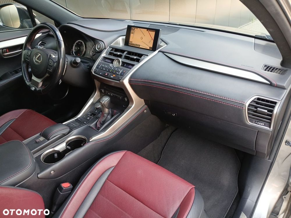 Lexus NX 200t F Sport AWD - 29