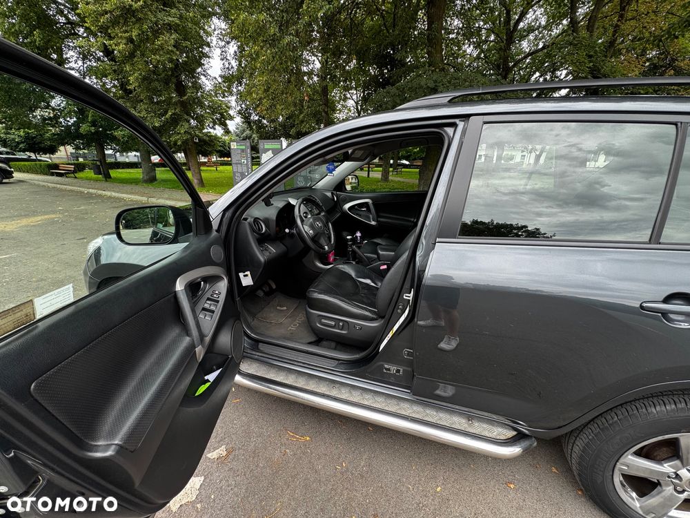 Toyota RAV4 2.2 D-4D Prestige - 4