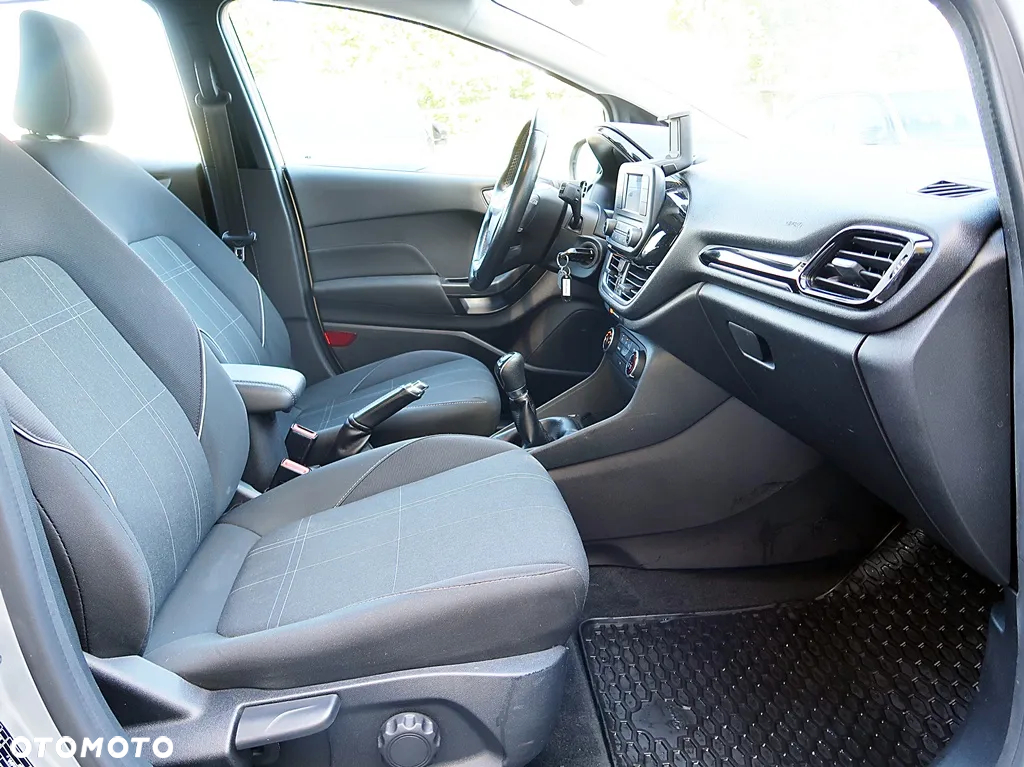 Ford Fiesta 1.1 Trend - 8