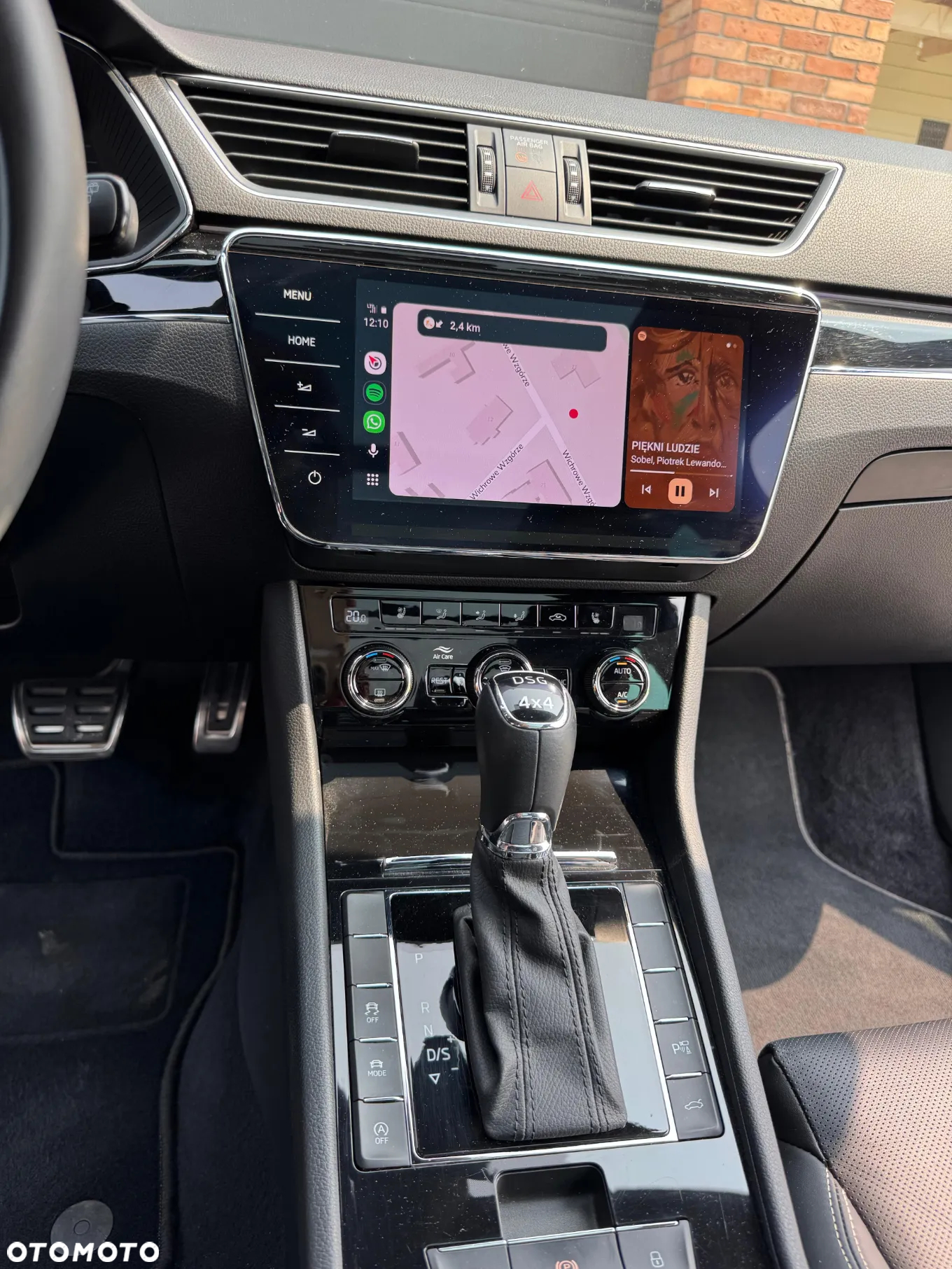 Skoda Superb 2.0 TDI SCR 4x4 L&K DSG - 19