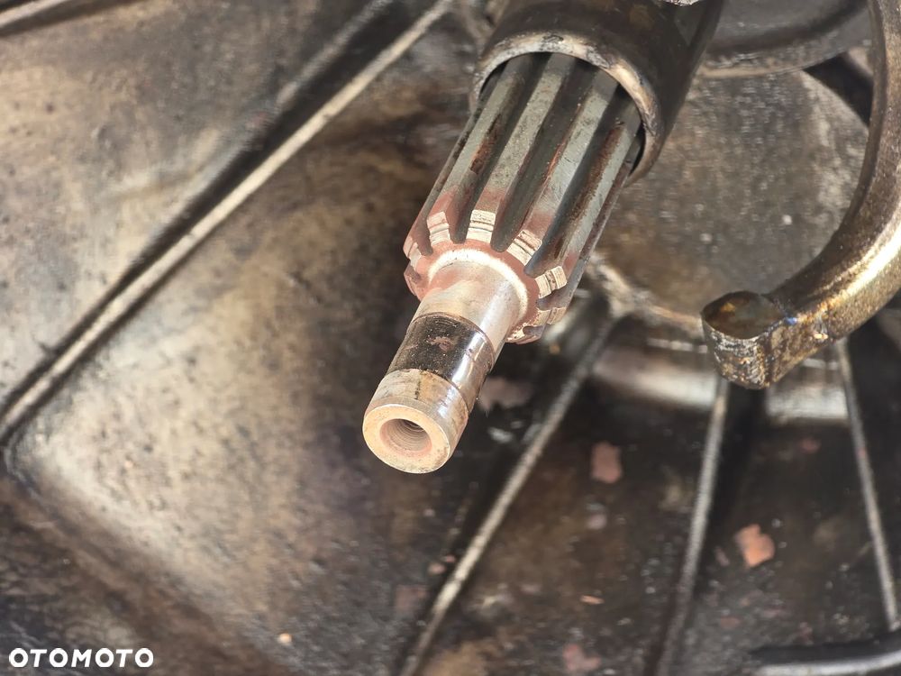 IVECO DAILY 4 IV 06-14 SKRZYNIA BIEGÓW 2.3 HPI 5-BIEGOW 2830.5 7G - 7