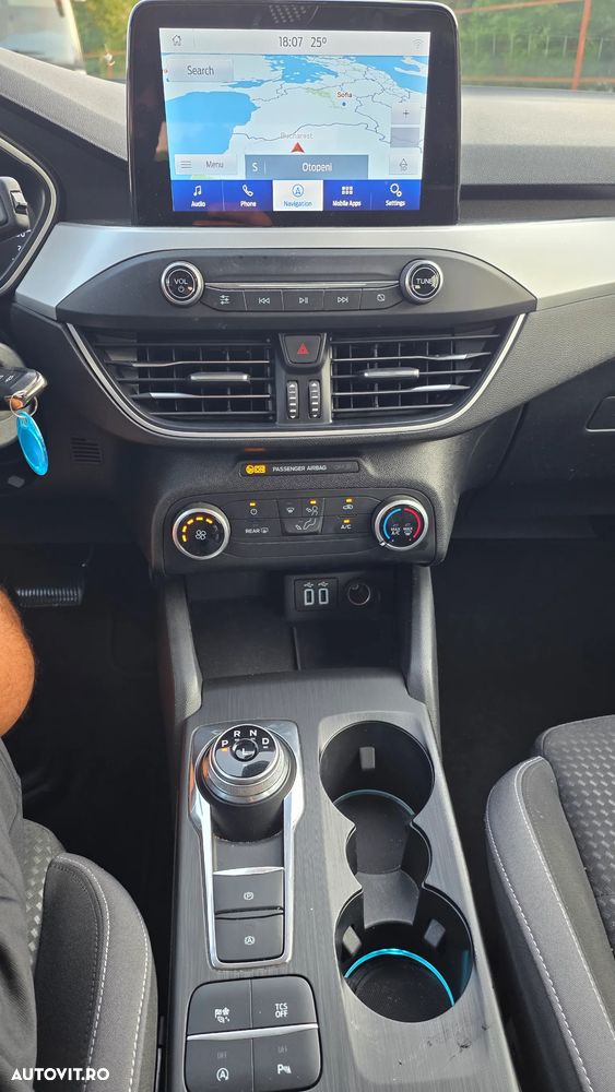 Ford Focus 1.5 EcoBlue Start-Stopp-System Aut. COOL&CONNECT DESIGN - 14