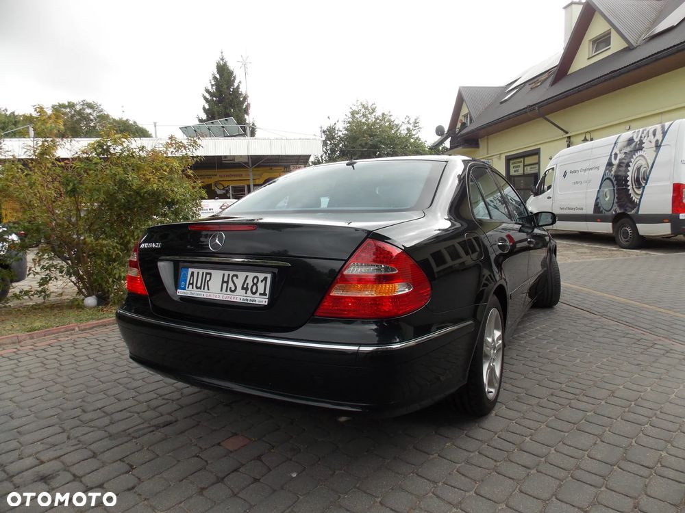 Mercedes-Benz Klasa E 200 Kompressor Elegance - 13