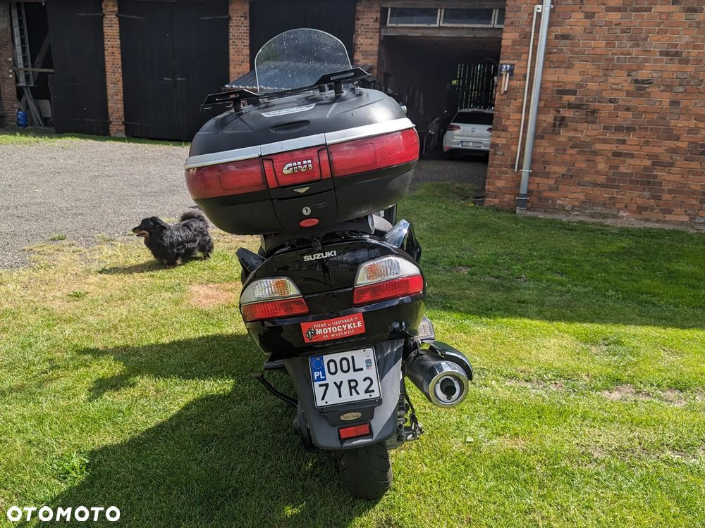 Suzuki Burgman - 4