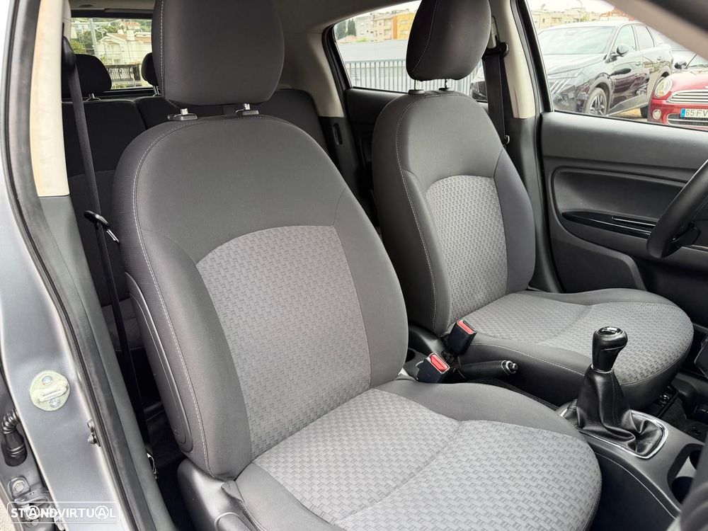 Mitsubishi Space Star 1.2 Intense - 17