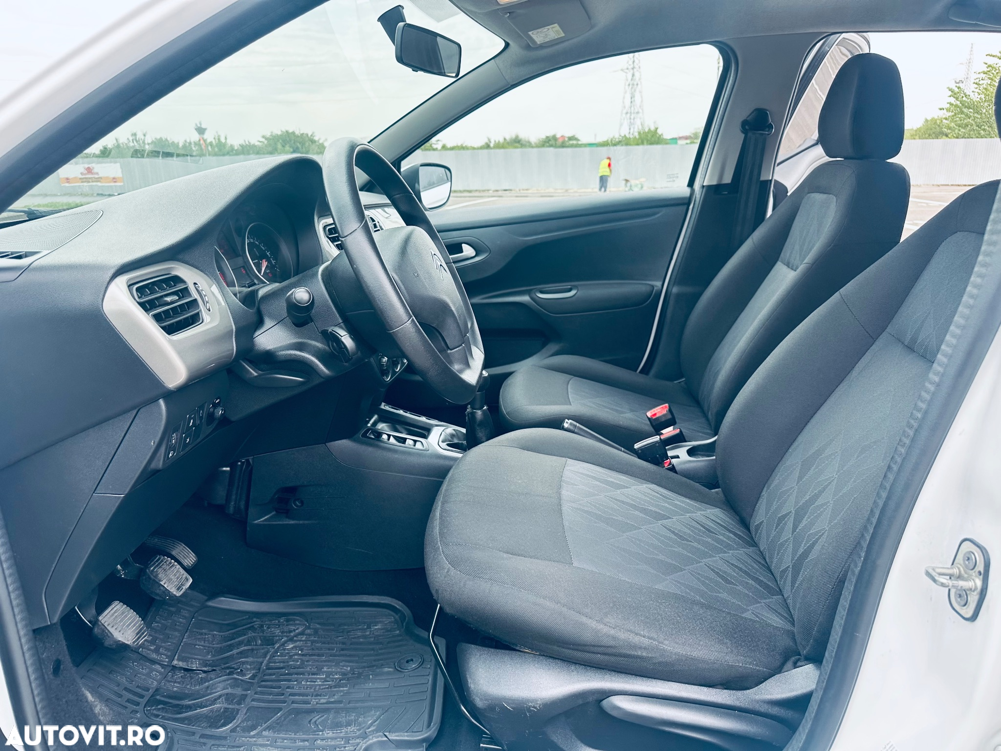 Citroën C-Elysée 1.2 PureTech BVM Live - 18