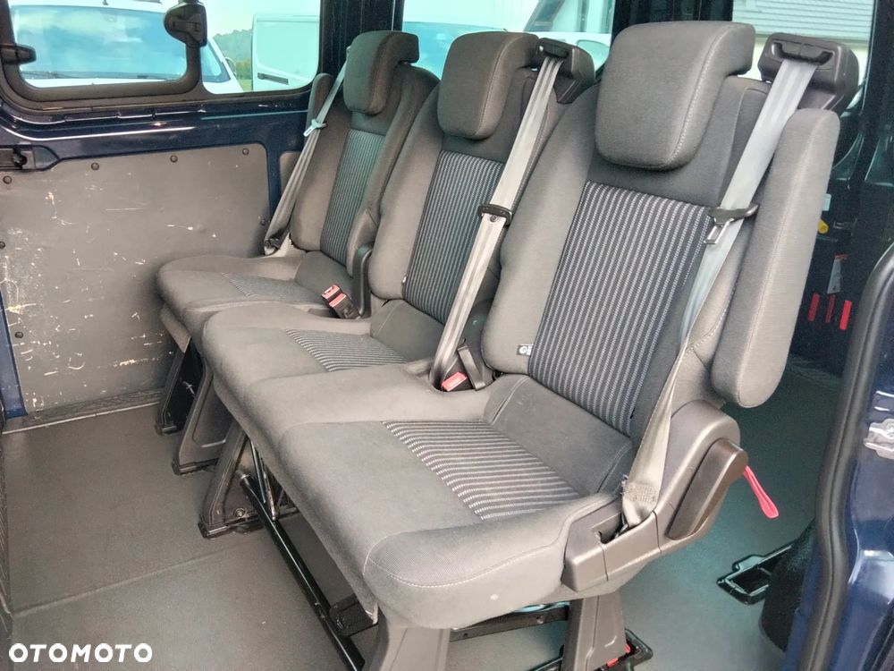 Ford Transit Custom - 8