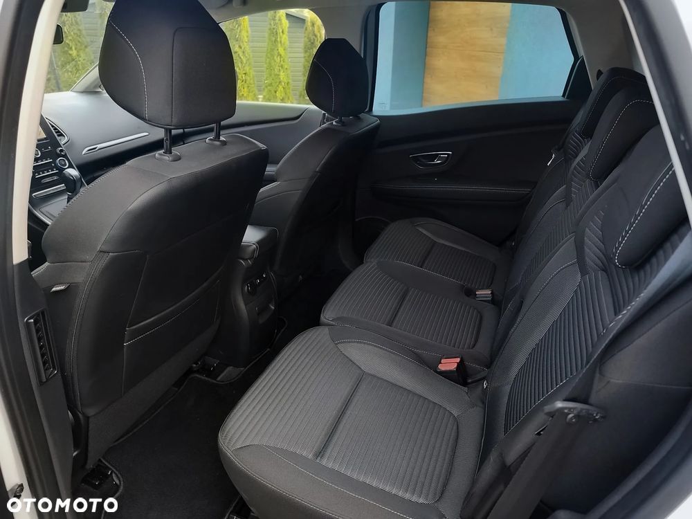 Renault Scenic - 13