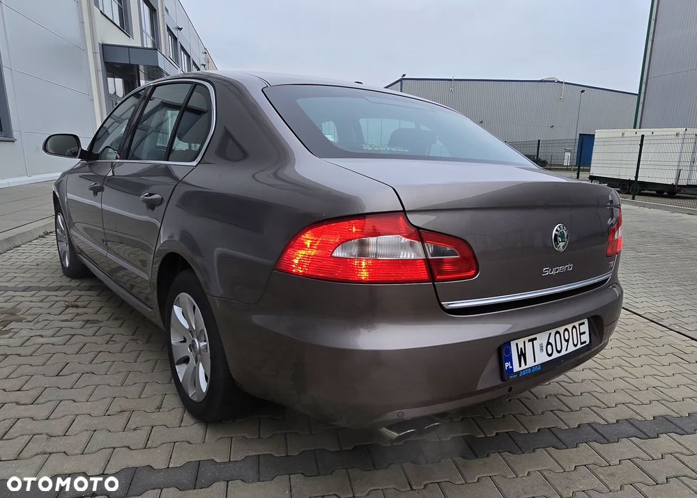 Skoda Superb 1.8 TSI Ambition - 12