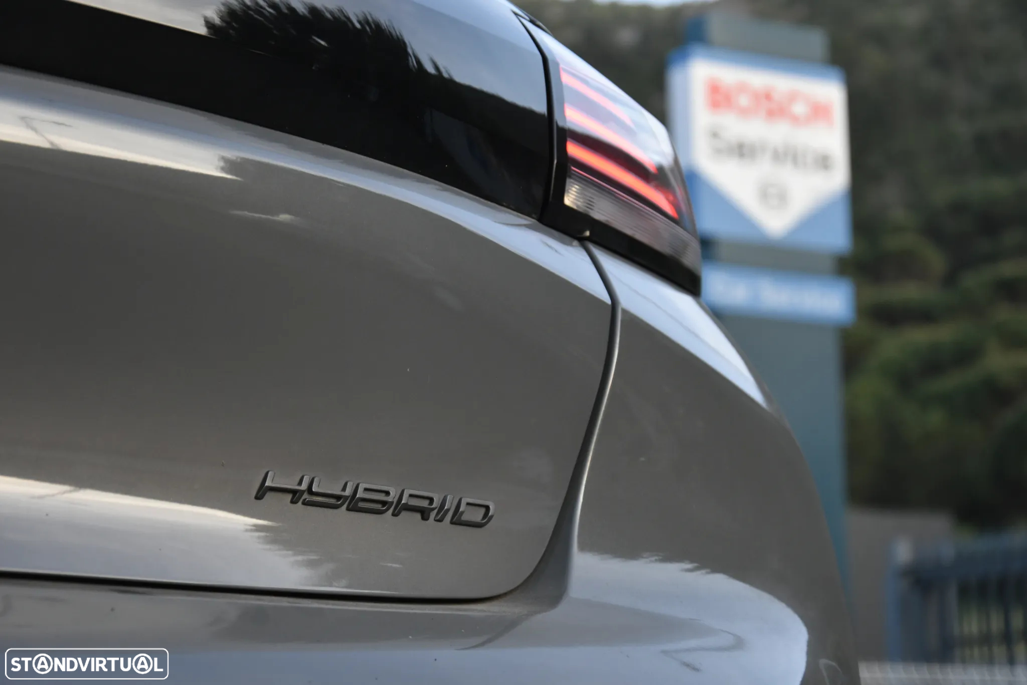 Peugeot 208 1.2 Hybrid Allure e-DCS6 - 7