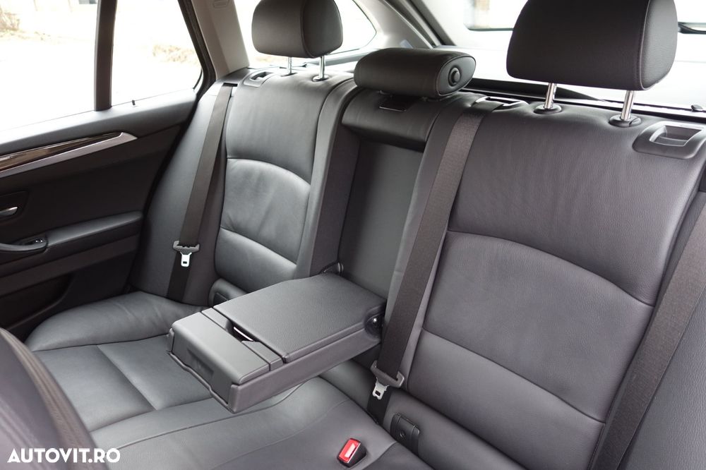 BMW Seria 5 530d xDrive - 10