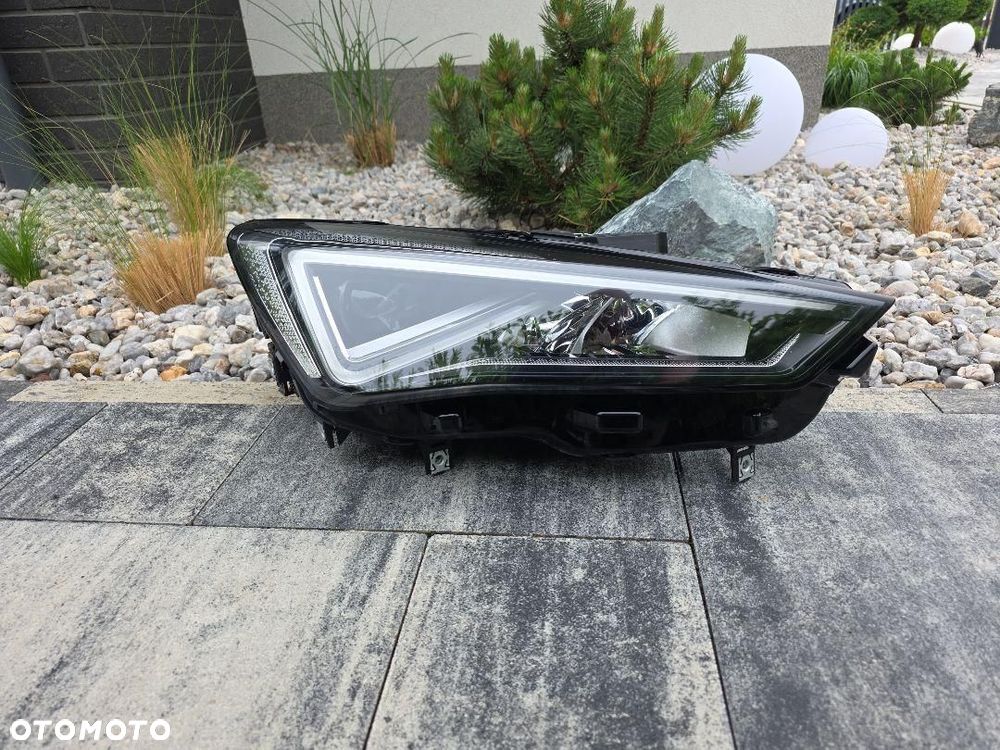 SEAT CUPRA LEON 4 IV 5FB Lampa prawa przód Full Led Dynamic 5FB941008G - 1