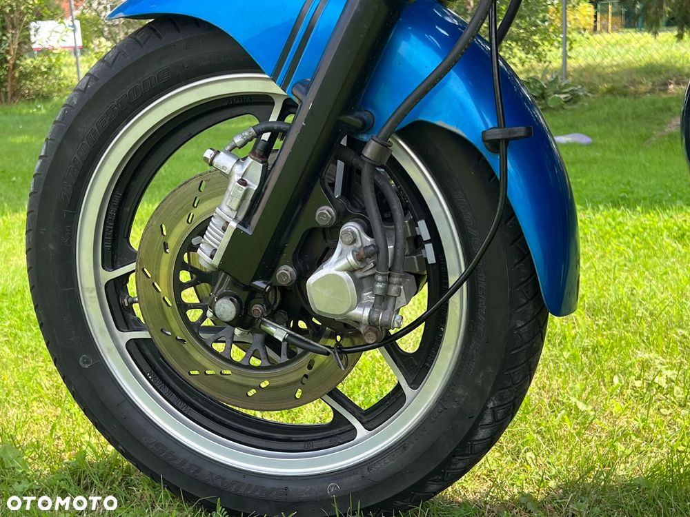 Suzuki GSX - 10