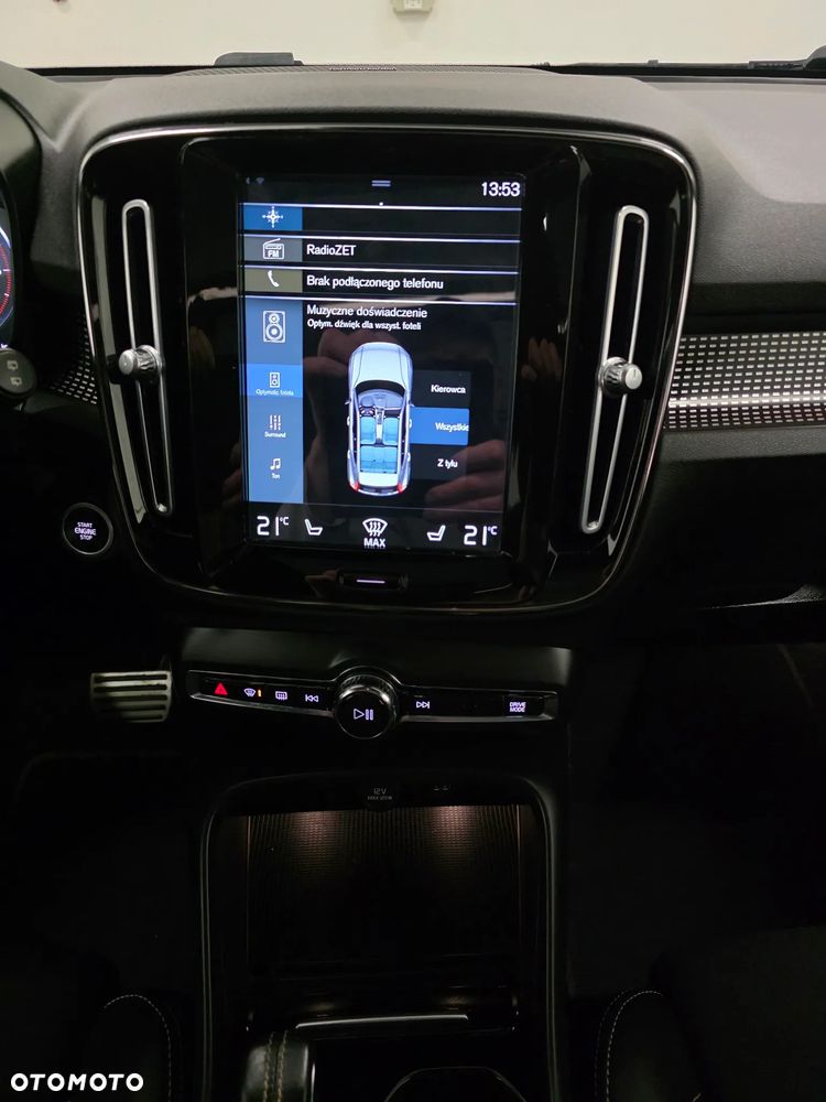 Volvo XC 40 D3 SCR R-Design - 11