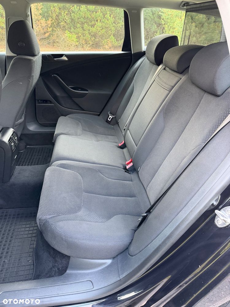 Volkswagen Passat 2.0 TDI Highline - 7