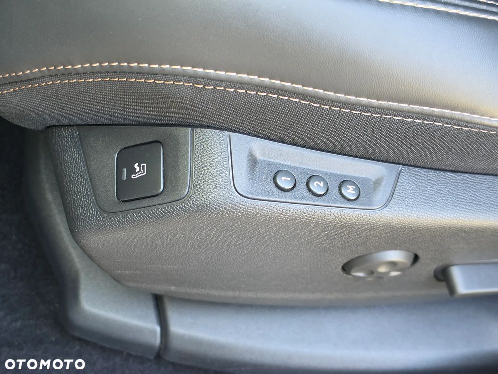 Peugeot 3008 BlueHDi 180 Stop & Start EAT8 GT - 13