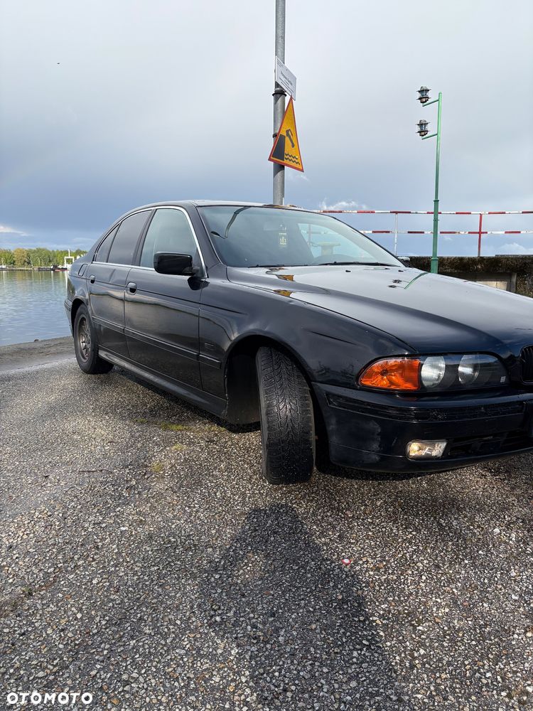 BMW Seria 5 520i - 3