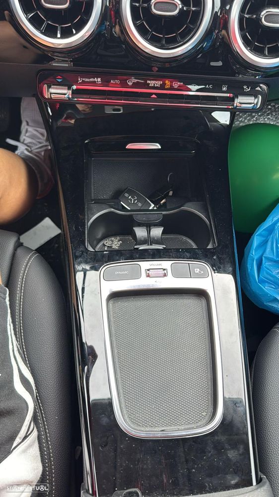 Mercedes-Benz A 250 e - 6