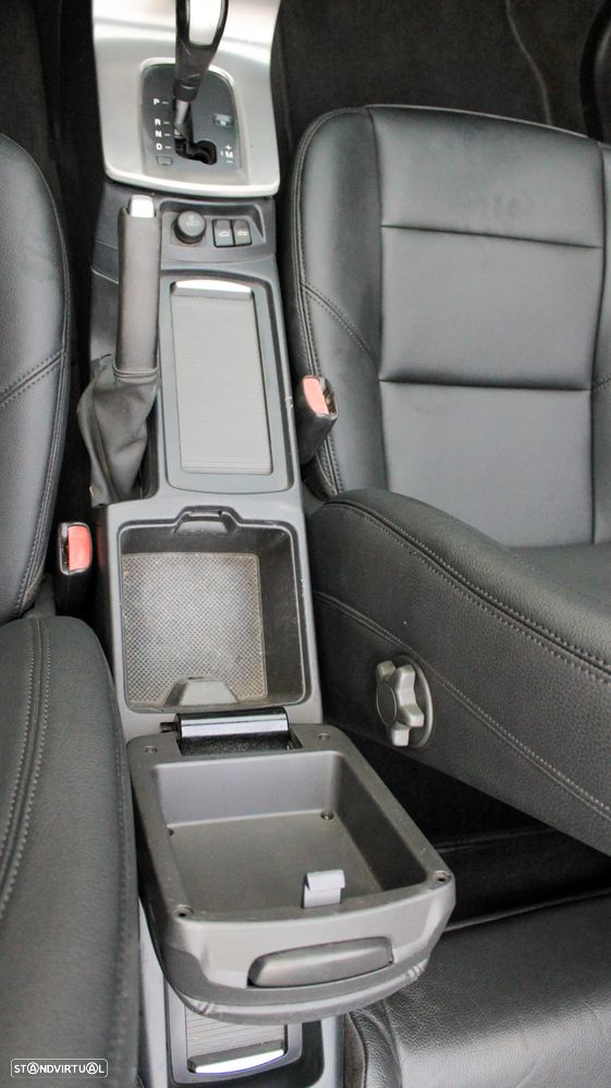 Volvo C70 2.4 D5 Summum Geartronic - 29