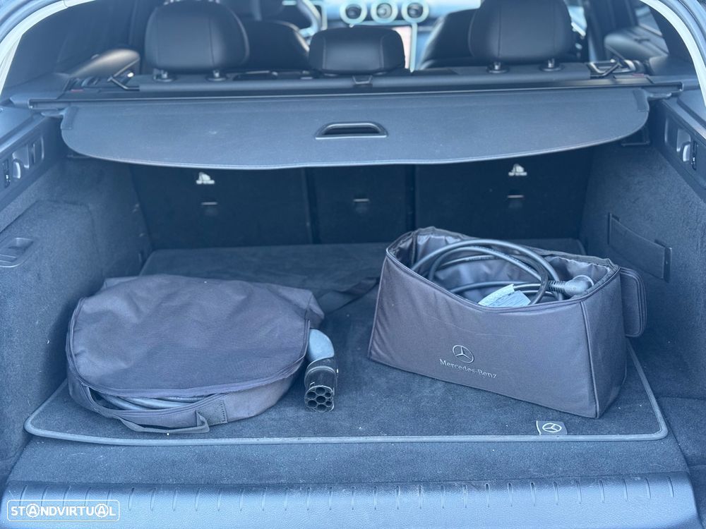 Mercedes-Benz C 300 e AMG Line - 16