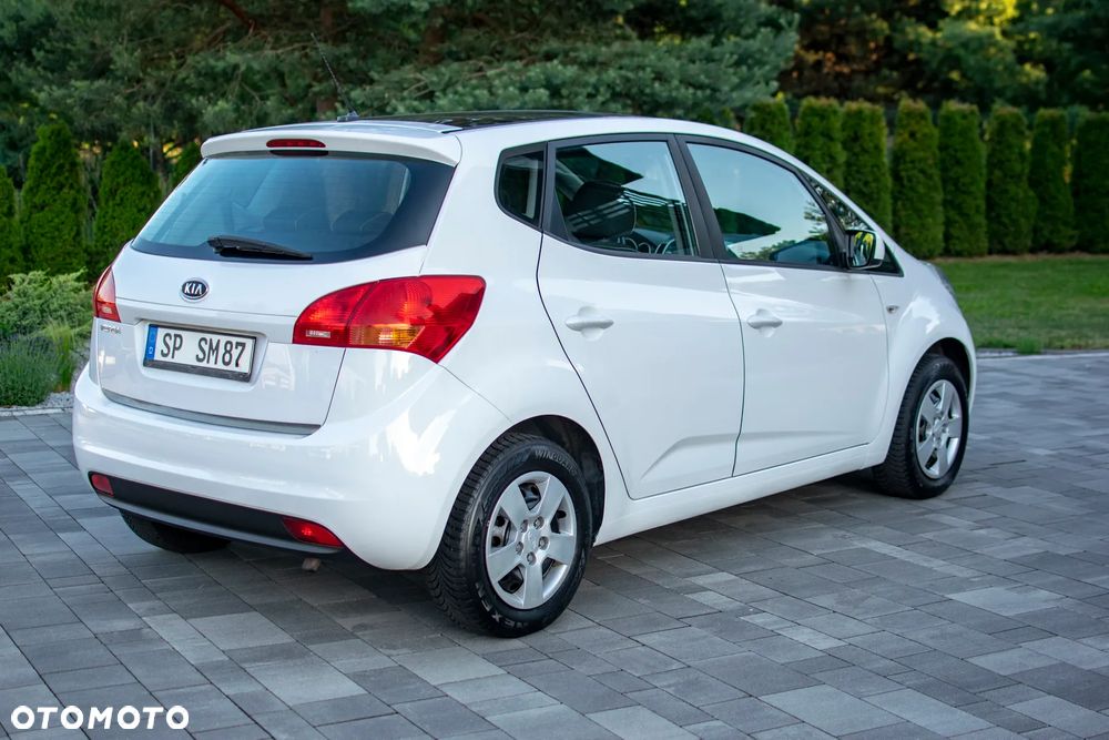 Kia Venga - 18