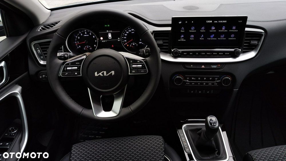 Kia Ceed - 15