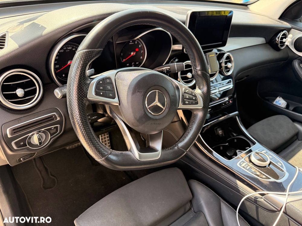 Mercedes-Benz GLC 250 4MATIC - 5
