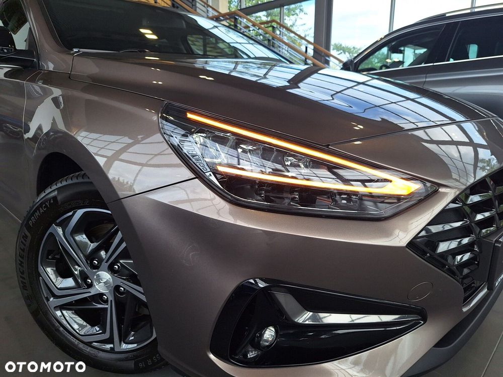 Hyundai i30 1.0 T-GDI Smart DCT - 10
