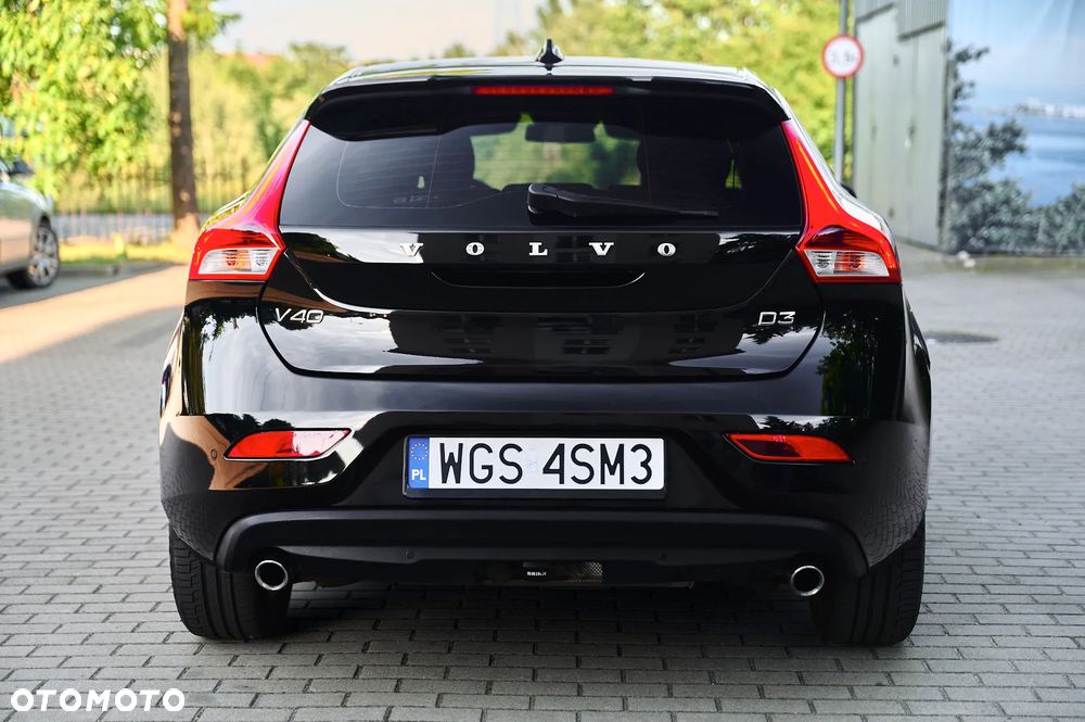 Volvo V40 D3 Summum - 9