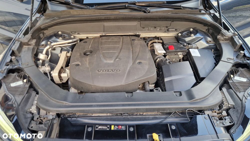 Volvo XC 60 D4 Momentum Pro - 29