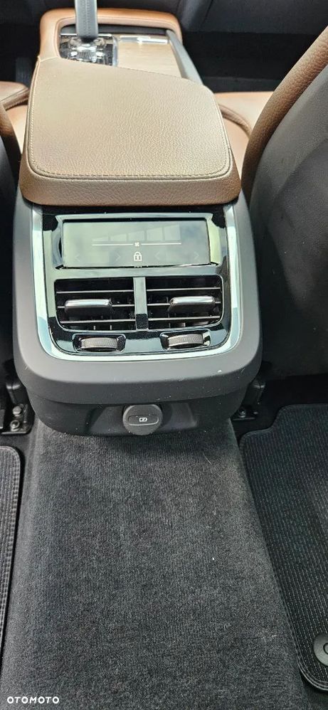 Volvo V90 Cross Country B4 D AWD Pro - 24