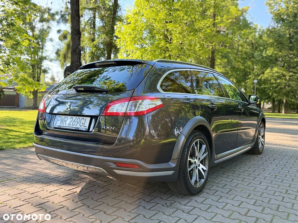 Peugeot 508 RXH Hybrid4 - 17