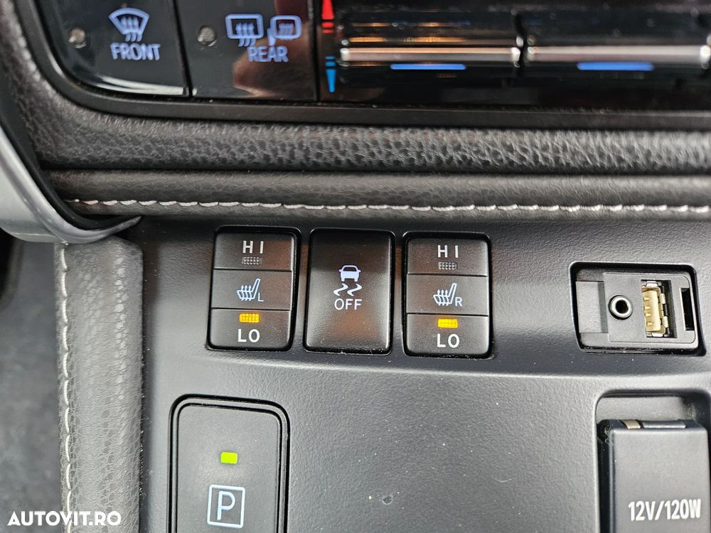 Toyota Auris 1.8 Hybrid Executive - 13