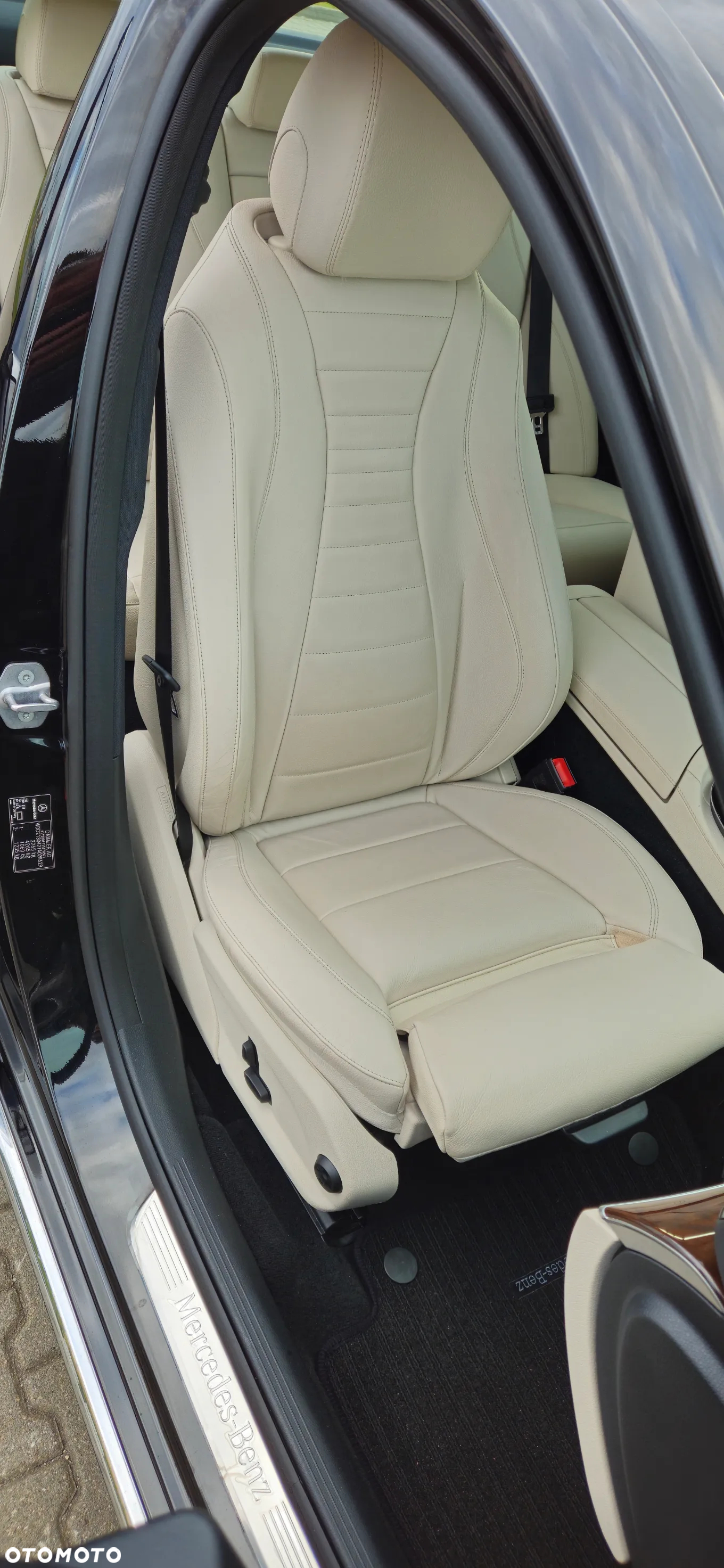 Mercedes-Benz Klasa E 200 9G-TRONIC - 20