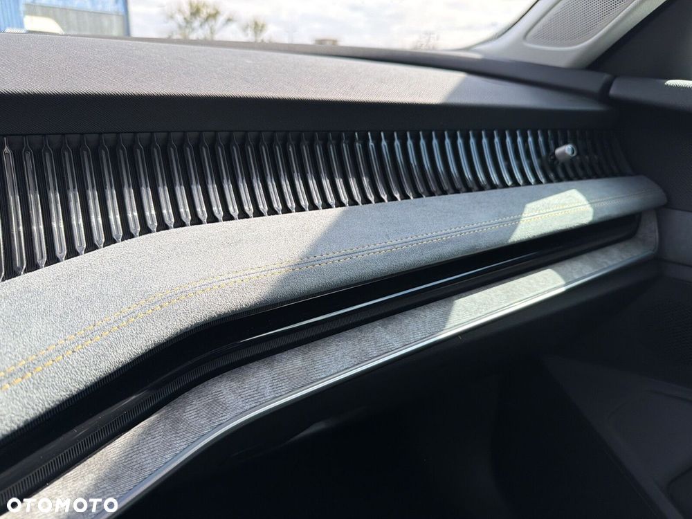 Skoda Superb 2.0 TDI SCR 4x4 Drive DSG - 14