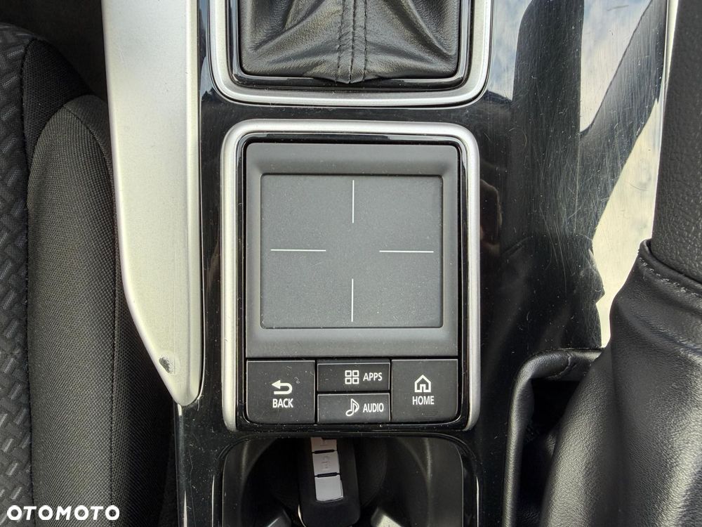 Mitsubishi Eclipse Cross 1.5 T Invite Plus CVT - 25