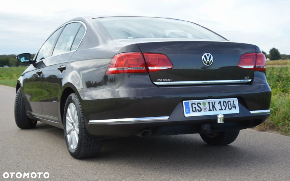 Volkswagen Passat - 5